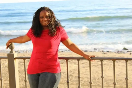 Stacey, Marbella, red top, beach