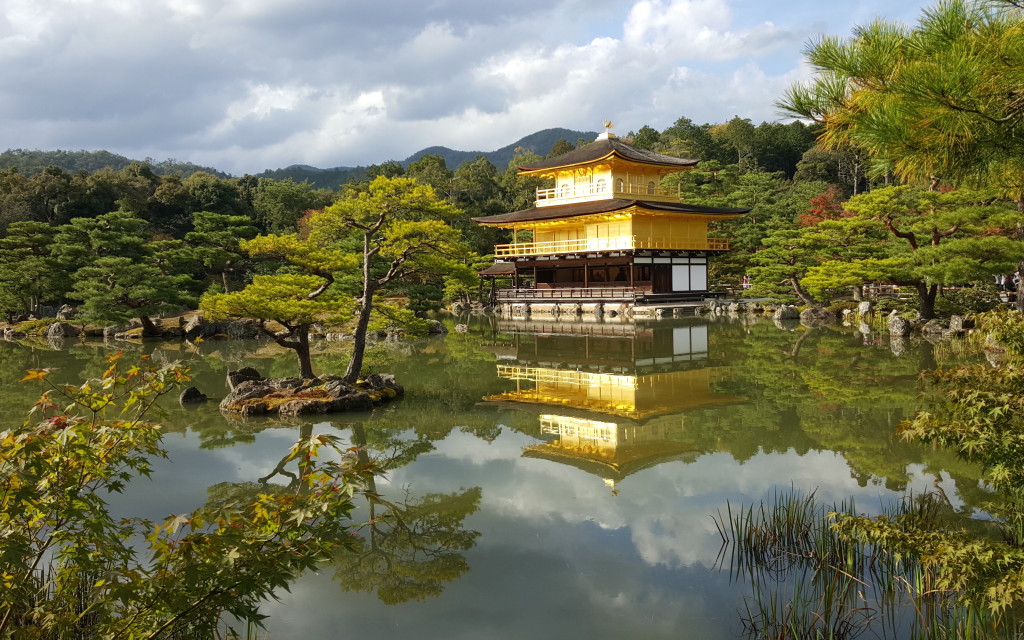 duffelbagspouse Kyoto Golden Pavilion