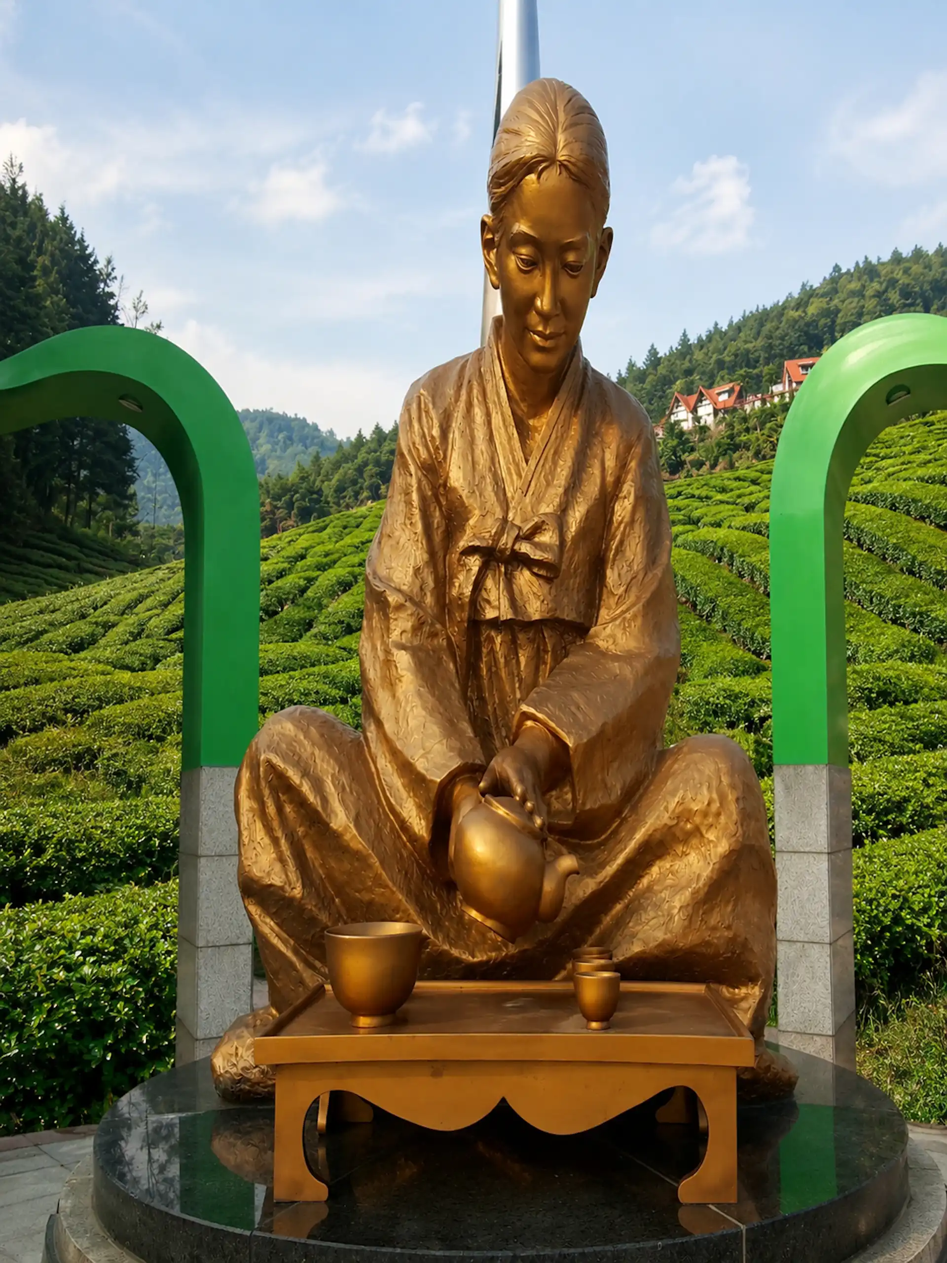 Boseong Tea Fields w Gold Tea Servers