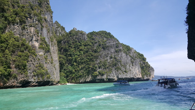 canoeing phang nga bay small islands in Phuket Thailand