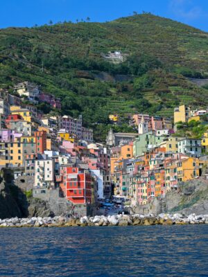 What You Need to Know: Tips for Hiking the Cinque Terra From Monterosso to Vernazza