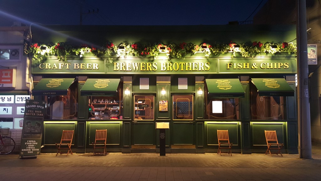 You go here for the fish n chips and the beer.