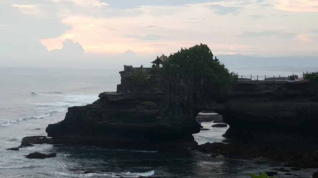 duffelbagspouse travels Tanah Lot sunset