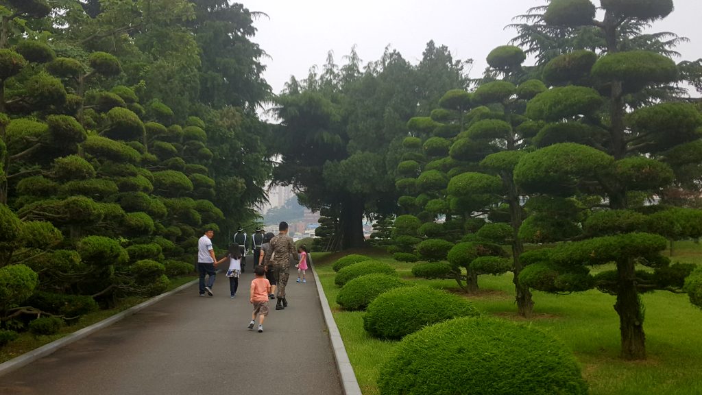 duffelbagspouse travels Busan UN Memorial Cemetery greenhouse