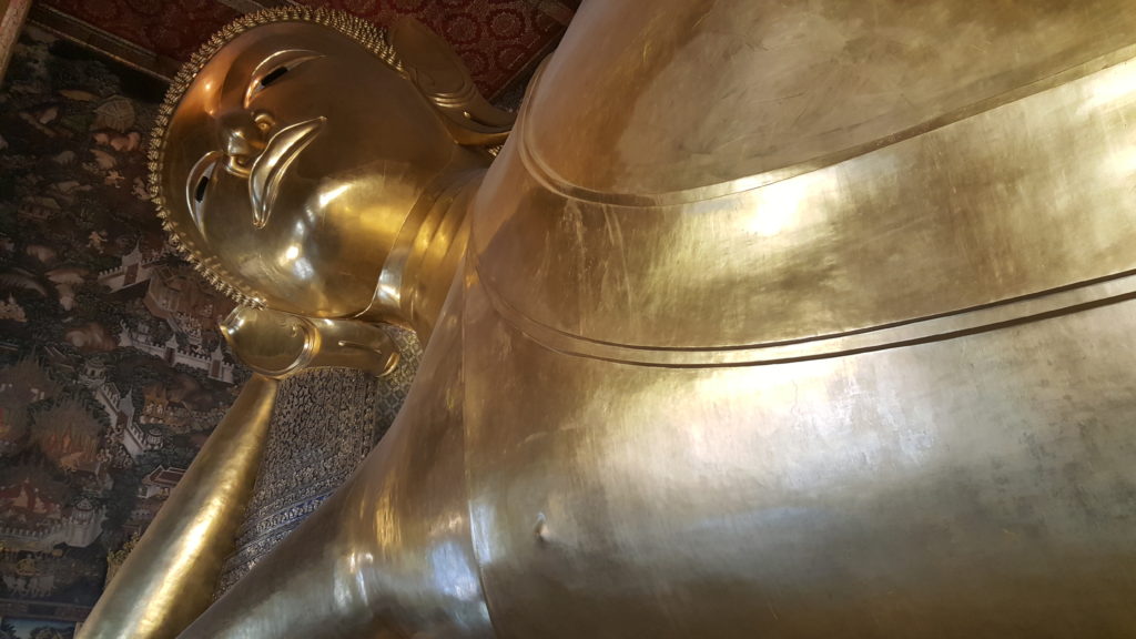20160702_114444-1024x576 A Guide to Bangkok's Reclining Buddha at Wat Pho Temple