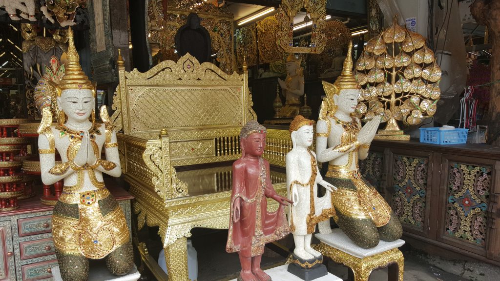 Chatuchak Weekend Market has reached a landmark status as a must-visit place for tourists. Its sheer size and diverse collections of merchandise will bring any seasoned shoppers to their knees – this is where you can literally shop ‘till you drop’ whether you're looking for some boxing shorts or a gold throne.