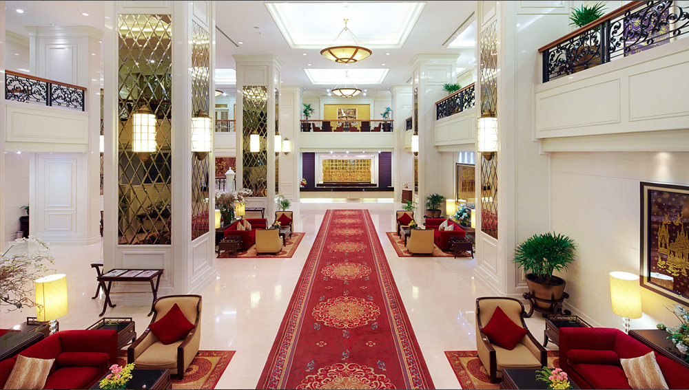 Grande Centre Point Hotel Ratchadamri Bangkok lobby