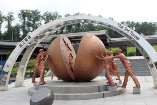DMZ JSA Tour-travels-3rd-tunnel-statue copy