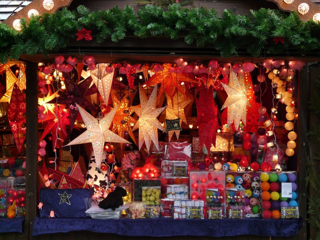 German-style Christmas Markets in the New World - Christmas Markets in America & lights