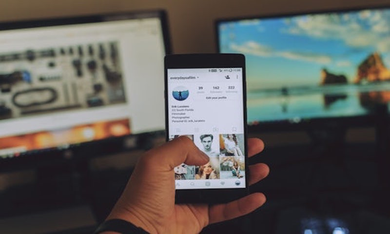 Share Your Blog Post for Free IG phone