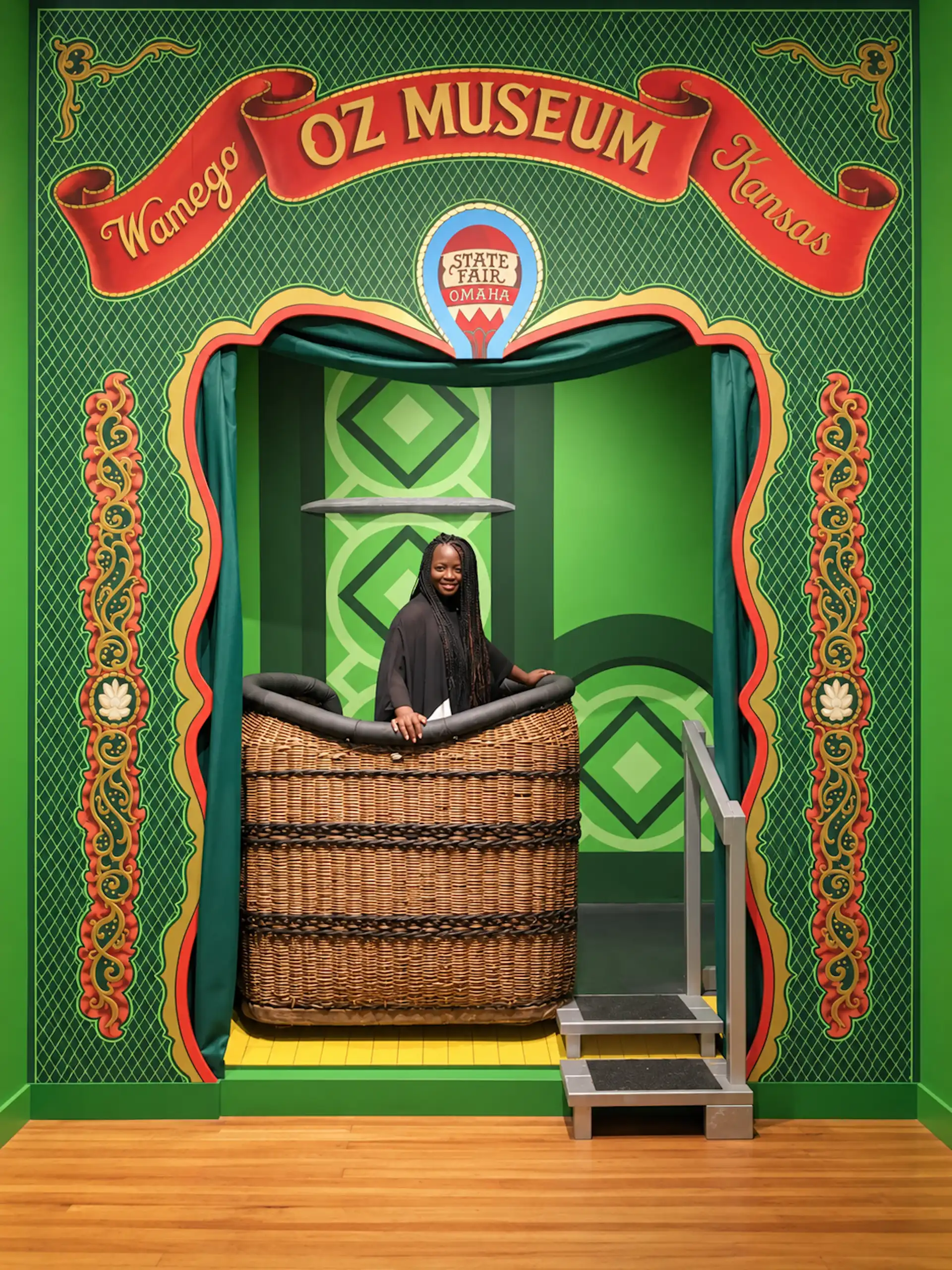 Oz Museum Balloon Basket, Stacey