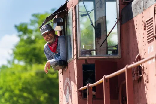 romantic getaways, Kansas Belle Dinner Train
