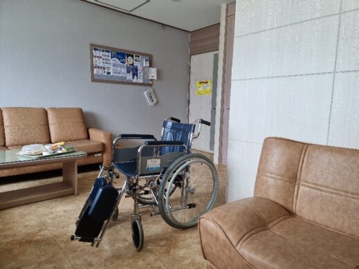Wheelchair delivered at release