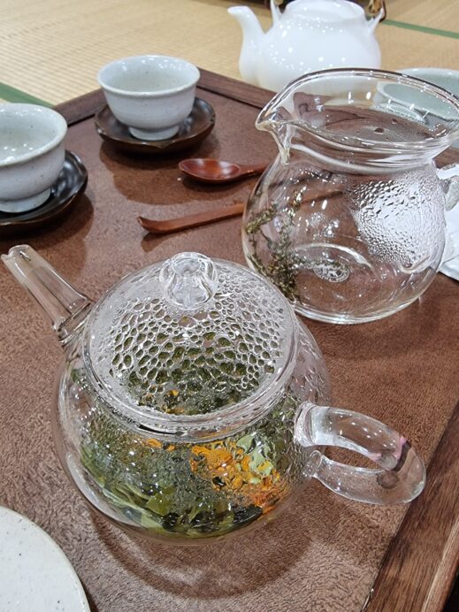 Cafe Drinks- traditional dandelion tea: tea and coffee in Korea