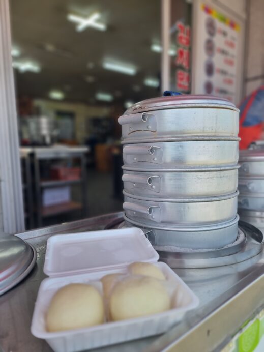 20230511_123527-519x692 Gachang Jjinppang Street: Flavorful Steamed Buns