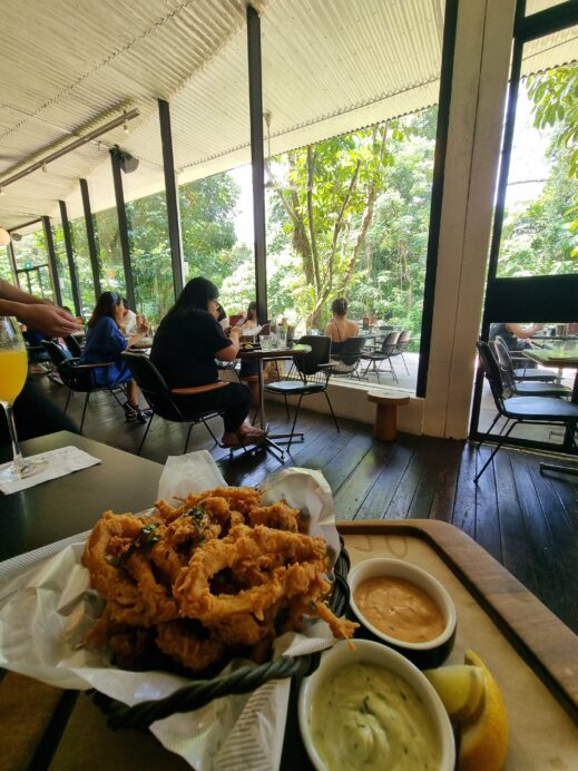 Food and Ambiance: Seafood Basket, Cafe hopping in Singapore fried seafood