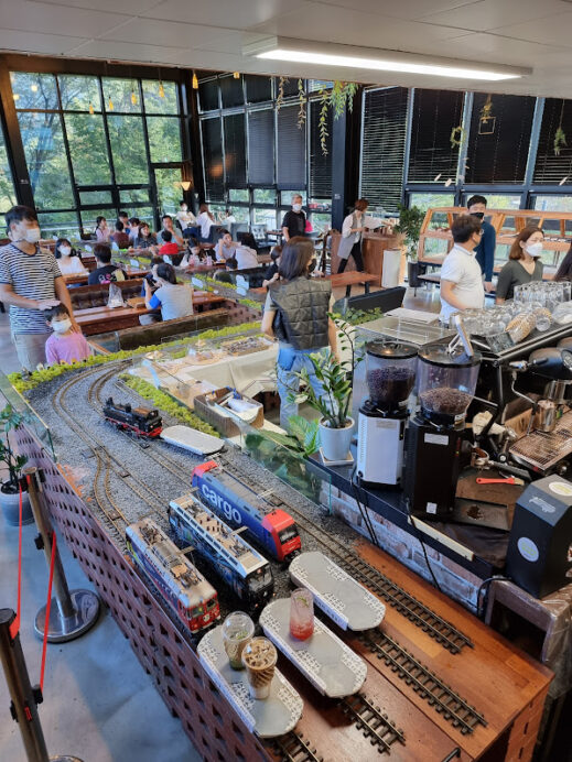On the Rail Coffee & Bakery from drink delivery
