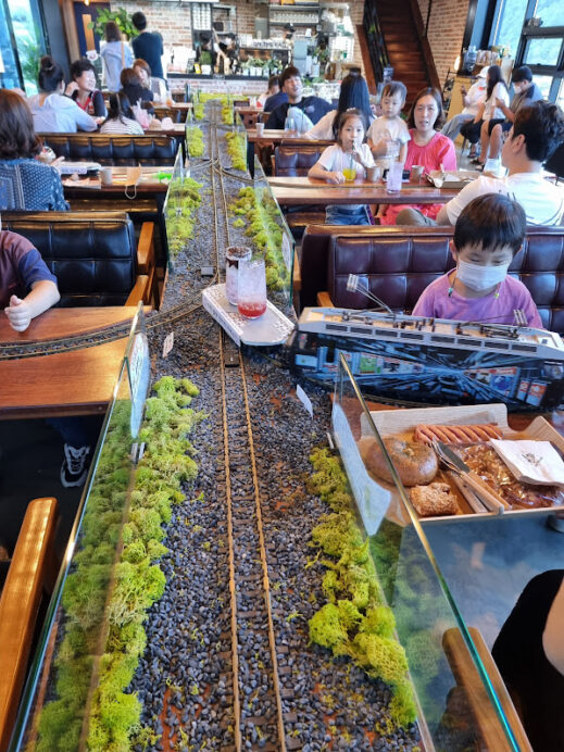 On the Rail Coffee & Bakery from drink delivery to kids
