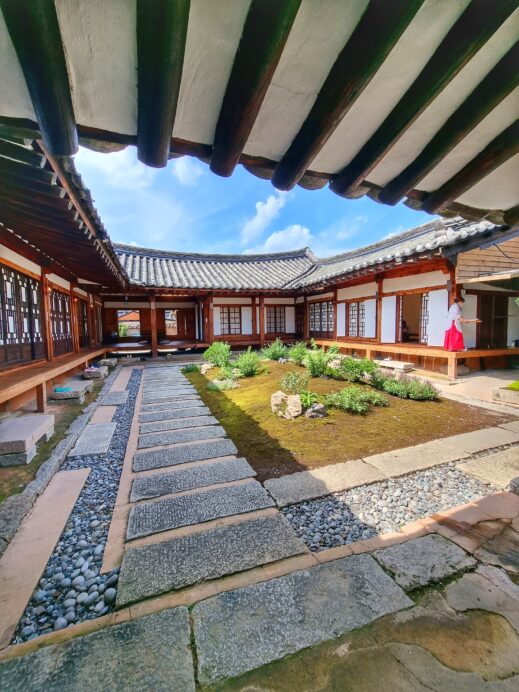 Eyst1779 Cafe hopping in Gyeongju