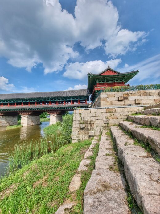 Cafe hopping in Gyeongju bridge