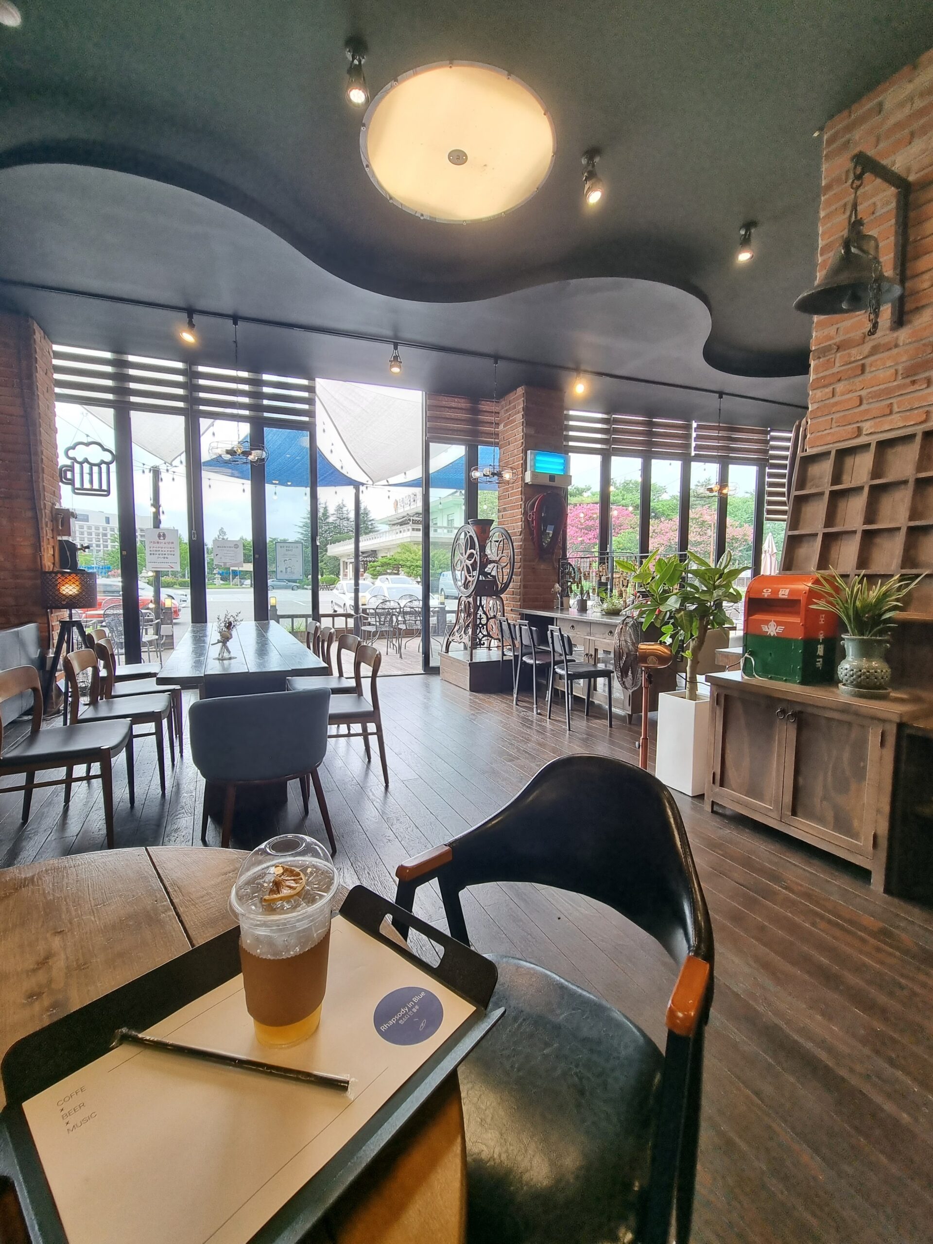 Drink Rhapsody in Blue Cafe hopping in Gyeongju