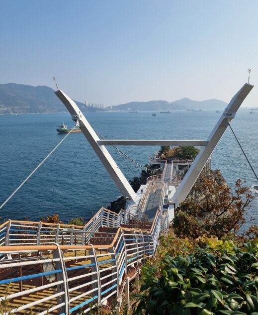 Cloud-Bridge-in-Songdo-2