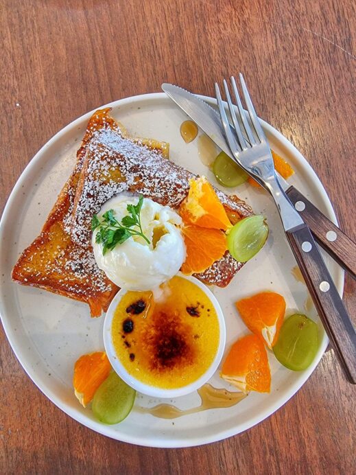 Daegu Bruch Cafes - Loewe Flores french toast