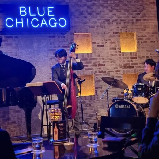 Musicians Blue Chicago at Eldis Hotel