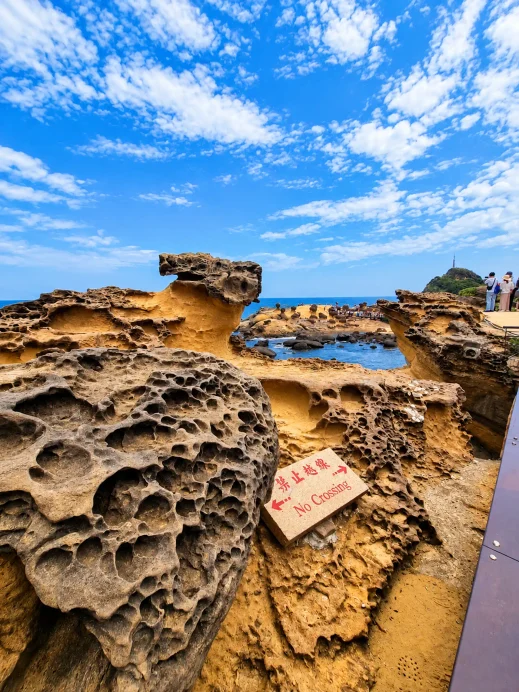 Klook, Taiwan, Taipei, Honeycomb Sandstone Coastline View