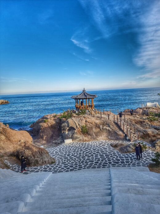 Pohang Cafe Loveblanc Cafe gazebo view