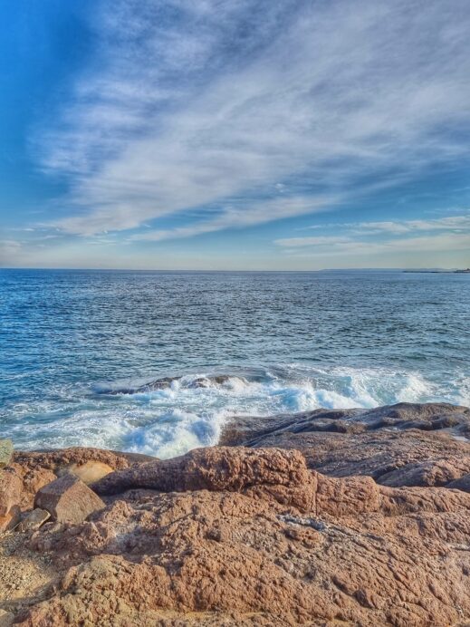 Pohang Cafe rocky ocean view at Loveblanc Cafe