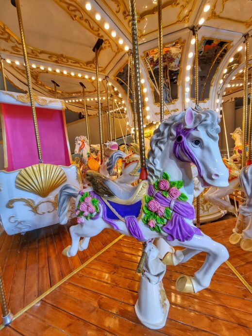 Obremen Cafe Pohang Cafe carousel