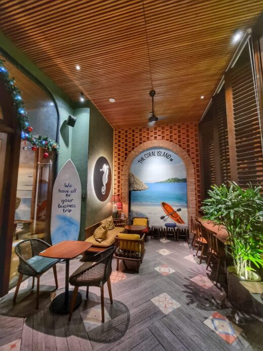 Seahorse Hostel Danang mural