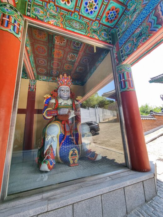 Seobongsa 서봉사 statues