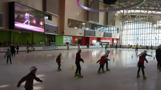 Shinsegae-ice-skating-rink