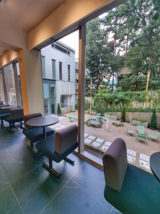 Cafe Pace Popo: - courtyard seating