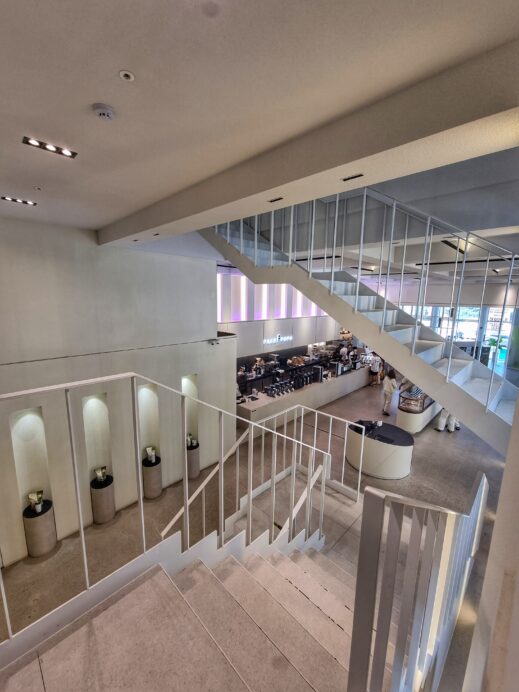 Cafe Pace Popo:  staircase