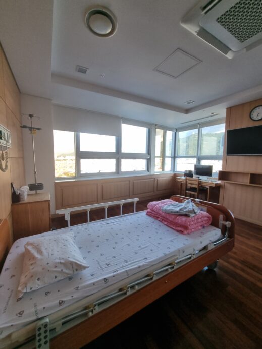 Bed-room-Catholic-Hospital