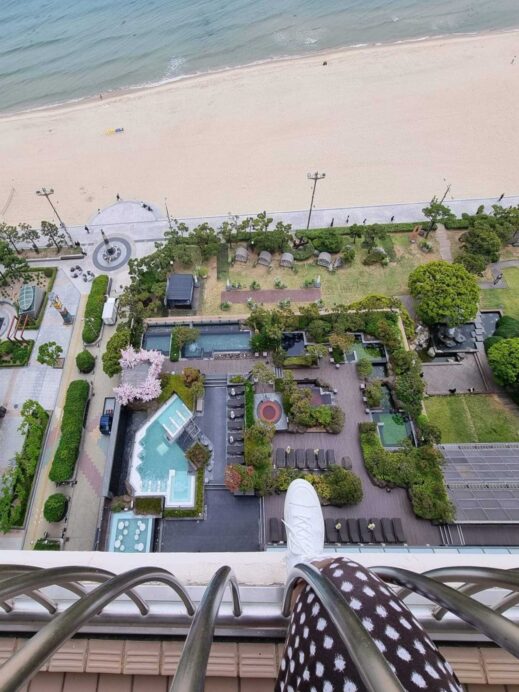 Foot over balcony Paradise Hotel in Busan