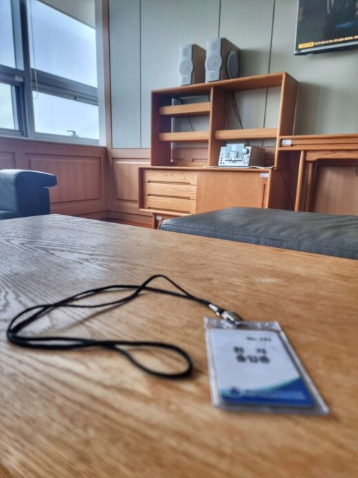 Living-room-Daegu-Catholic-Hospital-badge