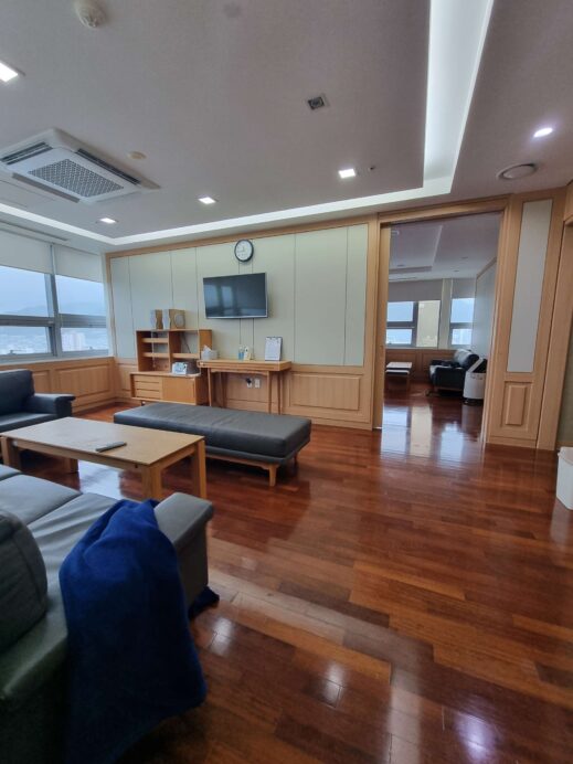 Living-room-Daegu-Catholic-Hospital-from-bedroom