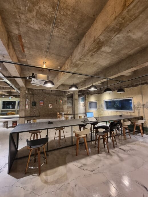 Madeleine Apsan Cafe 2nd floor computer area