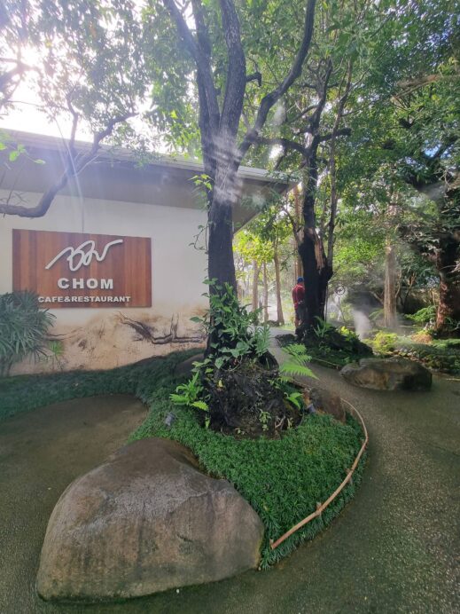 Jungle-Themed Cafes in Chiang Mai Chom Restaurant