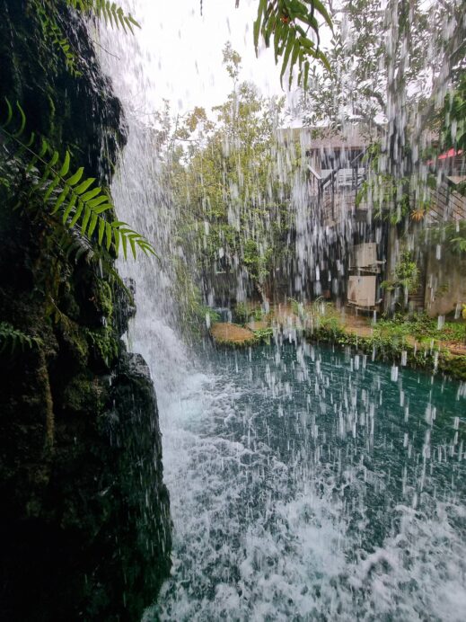 Dantewada Land of Angels Waterfall Park down, beautiful cafe in Chiang Mai