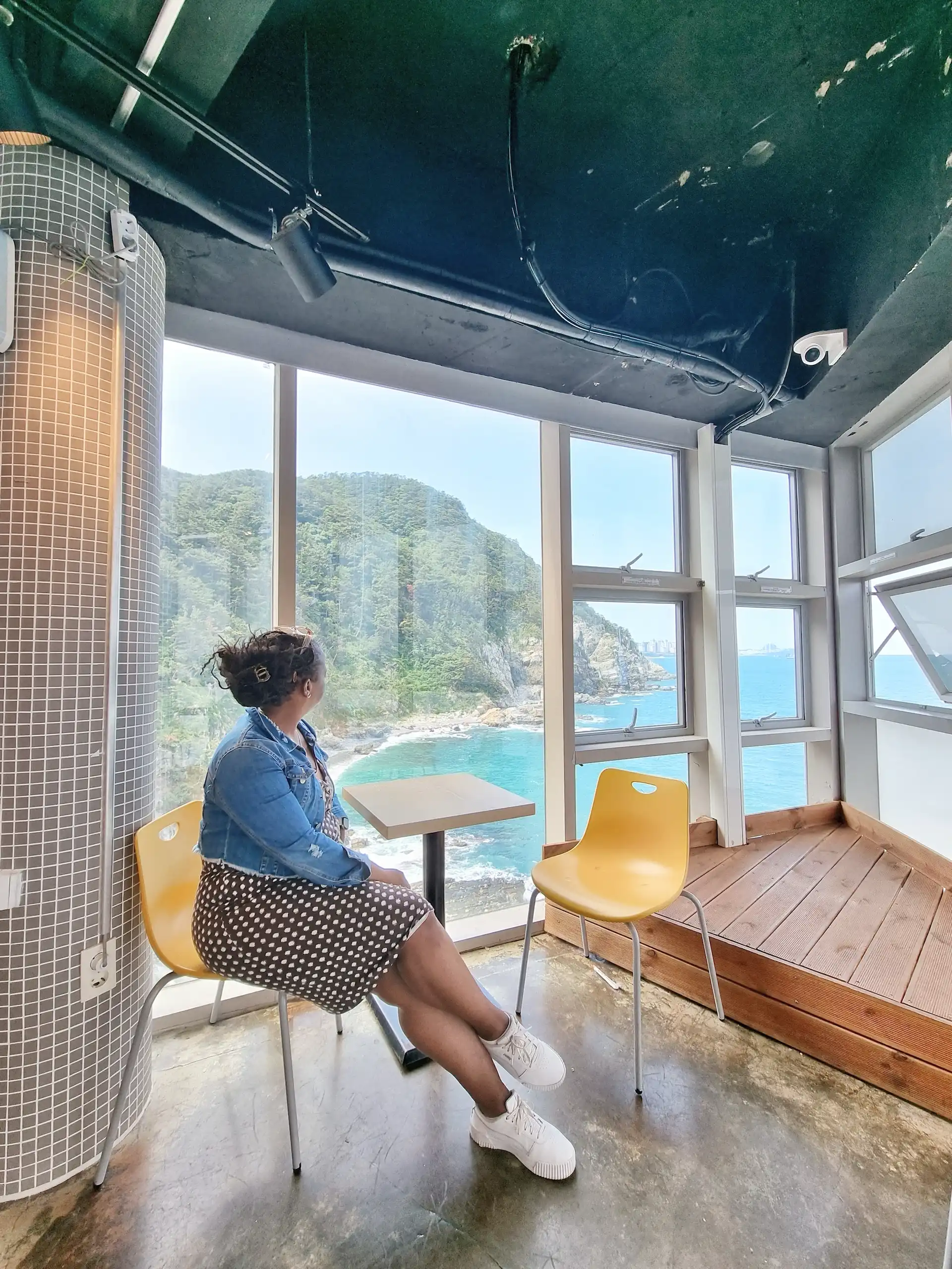 Taejongdae-Park-cafe-stop