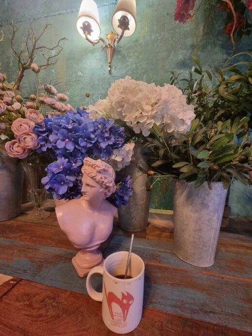 Mamma Mia bust in Seoul