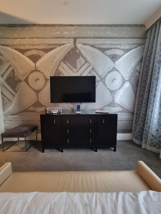 Art deco furniture at Hotel Saint Louis