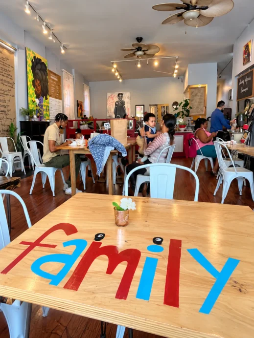 SWEETART BAKESHOP, St. Louis, family table,