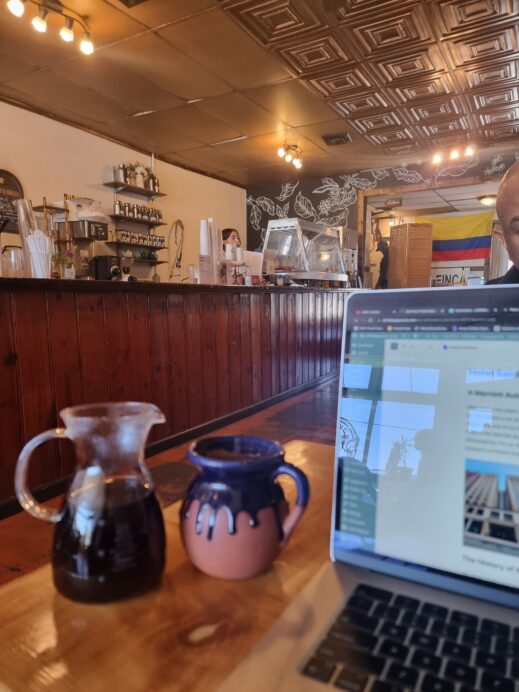 St Louis La Finca Cafe pour over