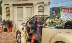 Stacey in car